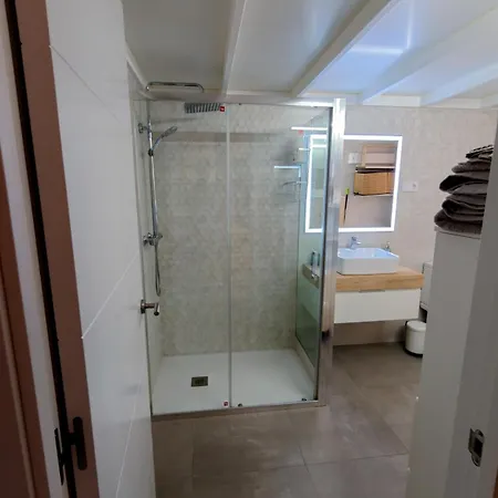 Loft Arenas شقة *