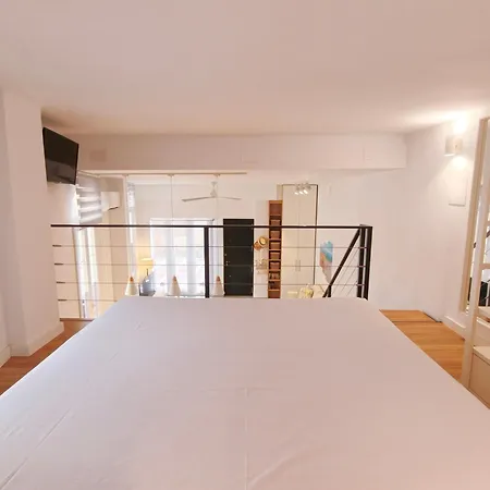 Loft Arenas Διαμέρισμα *